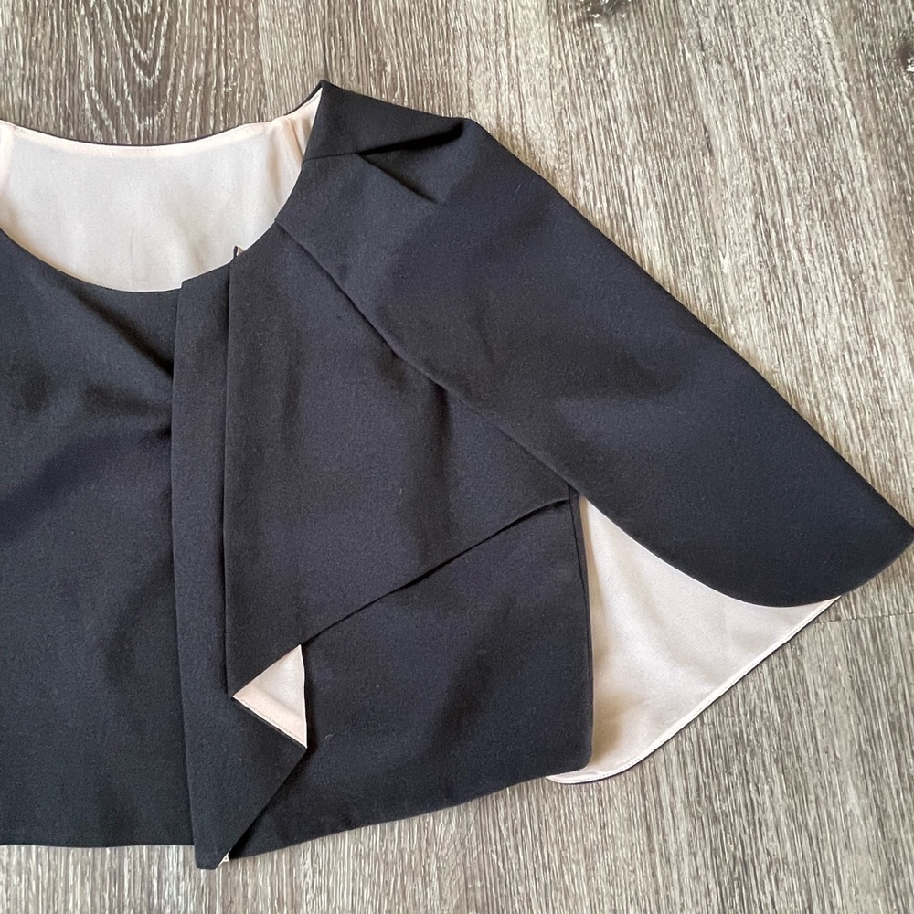 Elegant Black Women's Blouse - Picture 2 of 5